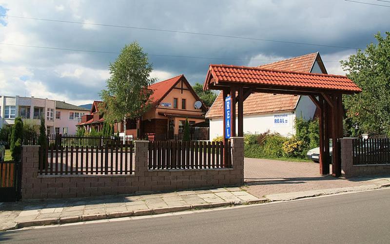 Penzion Real Žiar Dış mekan fotoğraf